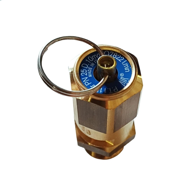 Pojistný ventil 3/8" 11 bar